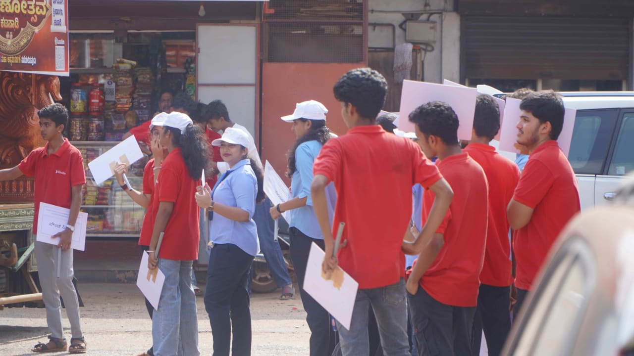 VOLUNTEERS IN SHRINIVASA KALYANOTSAVA